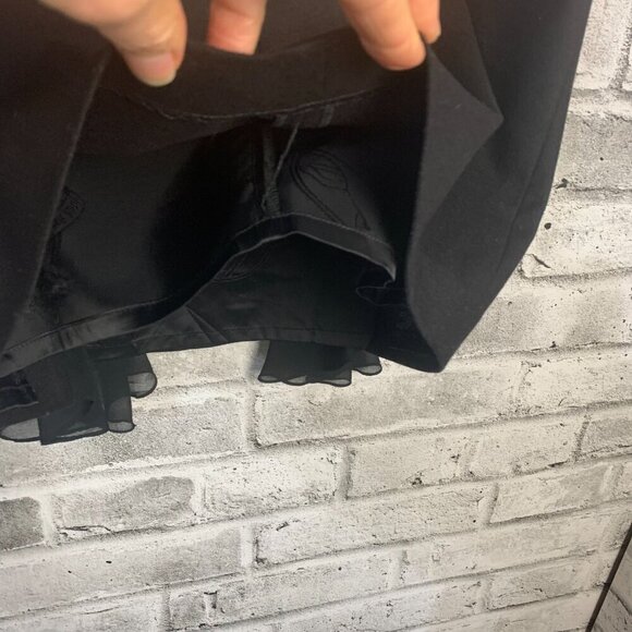 L.A.M.B. Y2K Black Wool Crisscross Waist Ruffle Stretch Wiggle Pencil Skirt - Picture 9 of 15